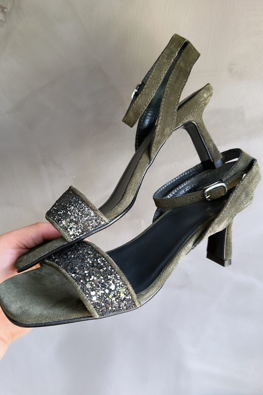 Angulus - Sandals- Block heels - 1757/2244 Dark green glitter/Dark green Stiletter 