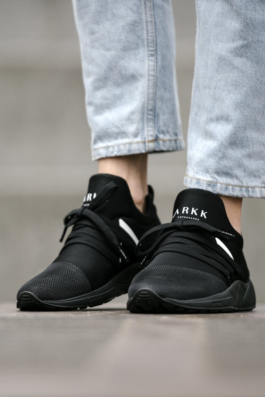 Tilbud Slid Jeg er stolt ARKK Copenhagen » Sneakers nyheder til kvinder » Shop nu!