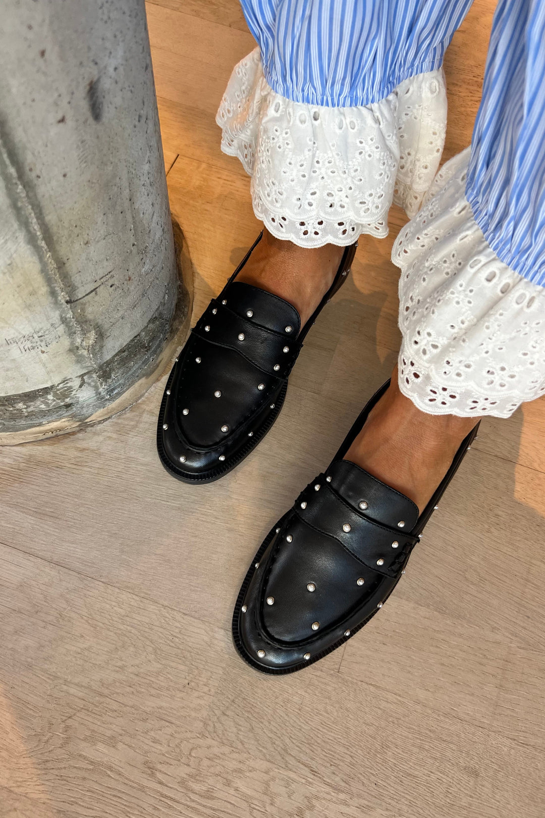 Copenhagen Shoes - The Pearl Shoe - Black Loafers 