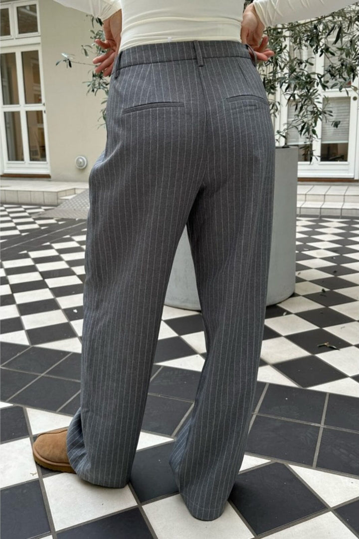 Forudbestilling - BYIC - Celina Pants - Grey Pinstripe Bukser 