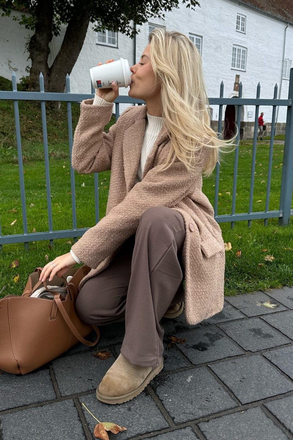 Forudbestilling - BYIC - Elisa Blazer - Light Brown Frakker 