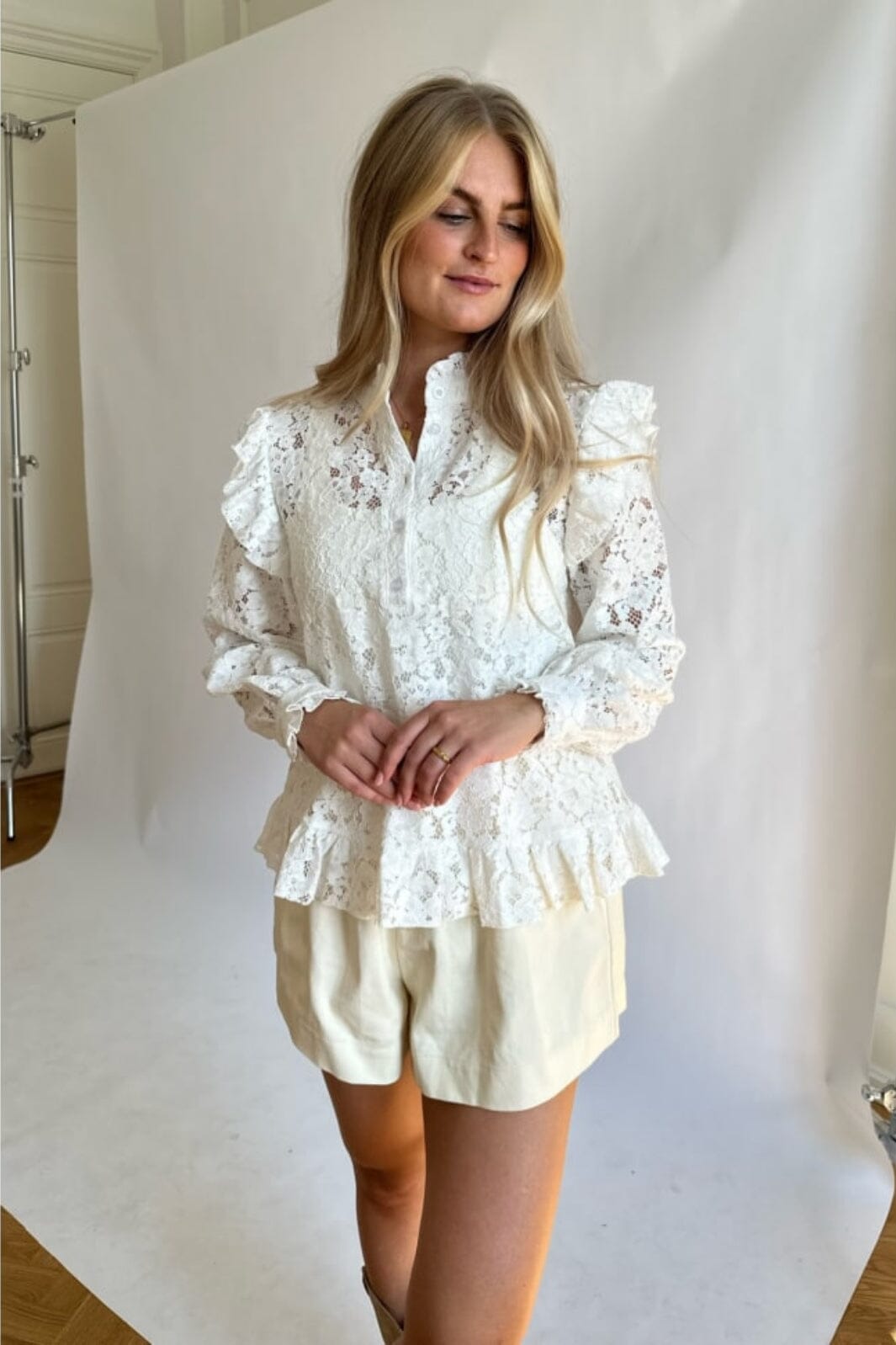 Forudbestilling - BYIC - Nuna Shirt - White Lace Skjorter 