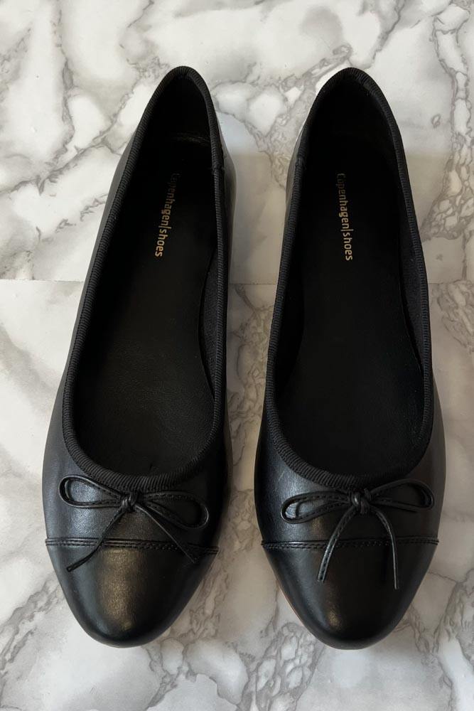 Forudbestilling - Copenhagen Shoes - Lovely - 510 Black plain (Juni) Ballerinaer 