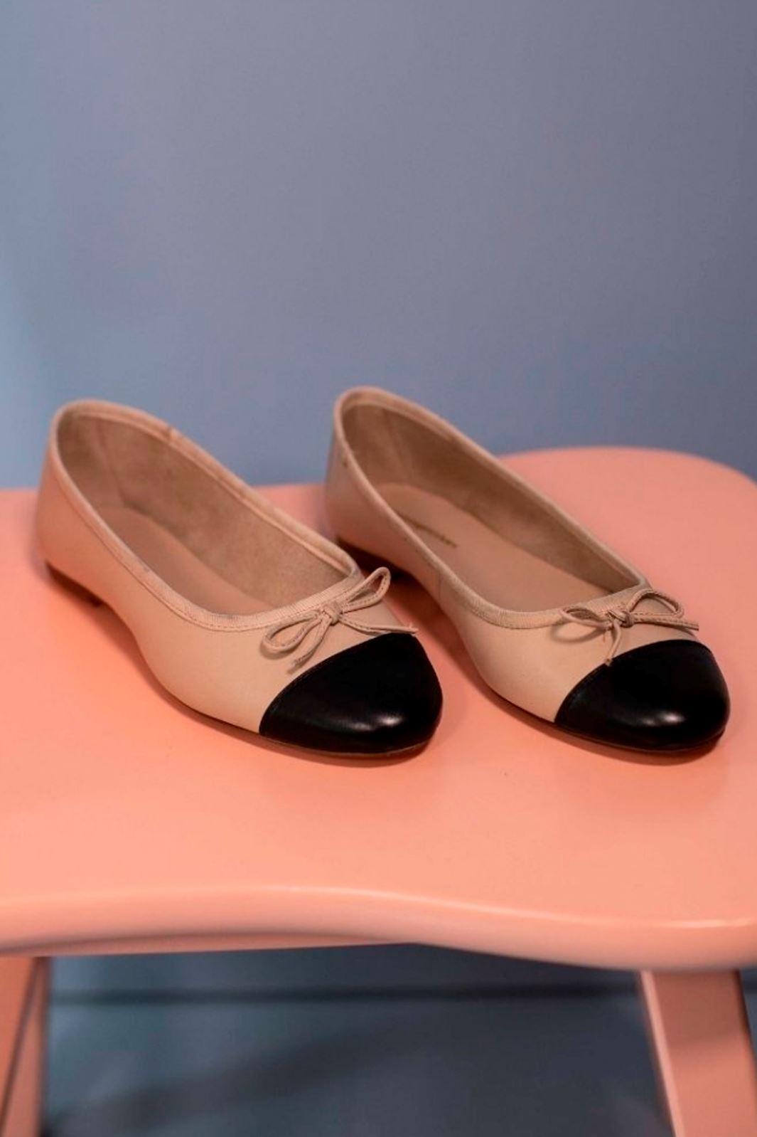 Forudbestilling - Copenhagen Shoes - Lovely - Black Beige (Februar/Marts) Ballerinaer 