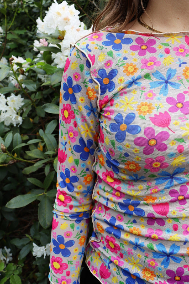 Forudbestilling - Liberte - Mesh Top - Funny Flowers Sand (August/September) Bluser 