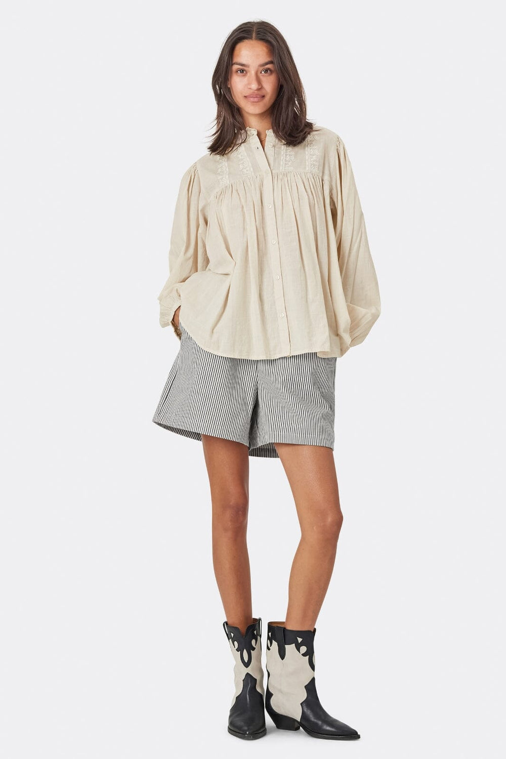 Forudbestilling - Lollys Laundry - AstaLL Shorts - 99 Black Shorts 