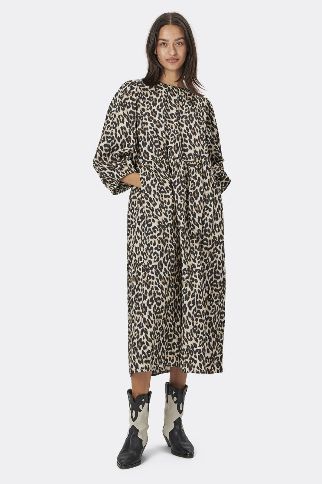 Forudbestilling - Lollys Laundry - Marion Dress - 72 Leopard Print Kjoler 