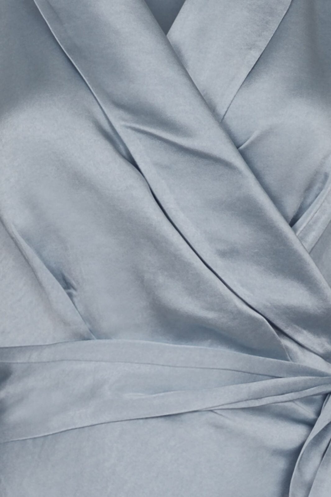 Forudbestilling - Neo Noir - Dawn Satin Dress - Light grey (Start Februar) Kjoler 
