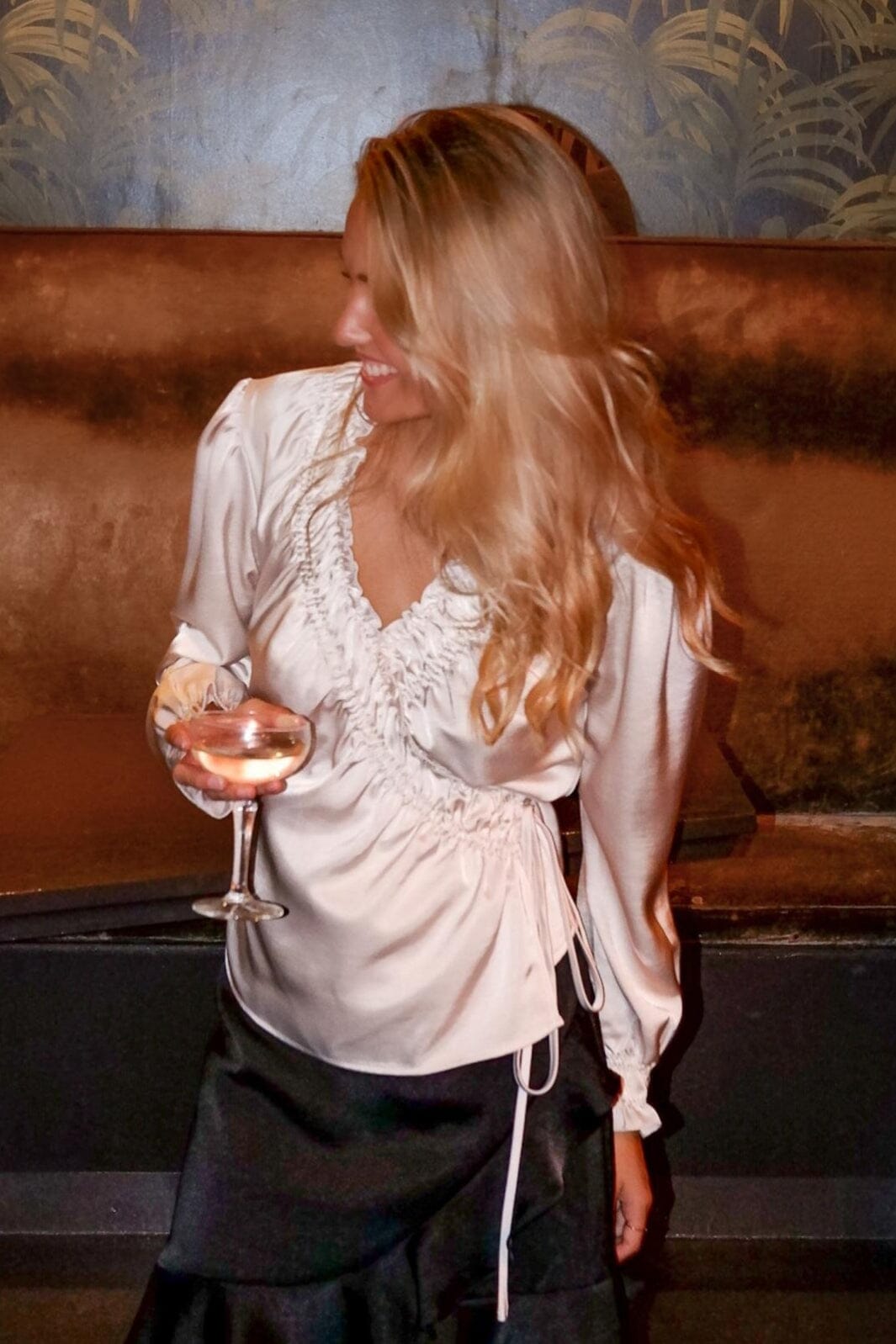 Forudbestilling - Neo Noir - Dessy Heavy Sateen Blouse - Ivory Bluser 