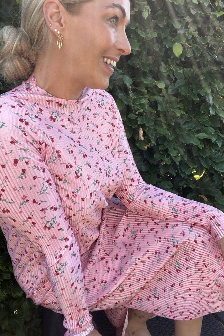 Forudbestilling - Neo Noir - Vogue Summer Rose Dress - Rose Kjoler 