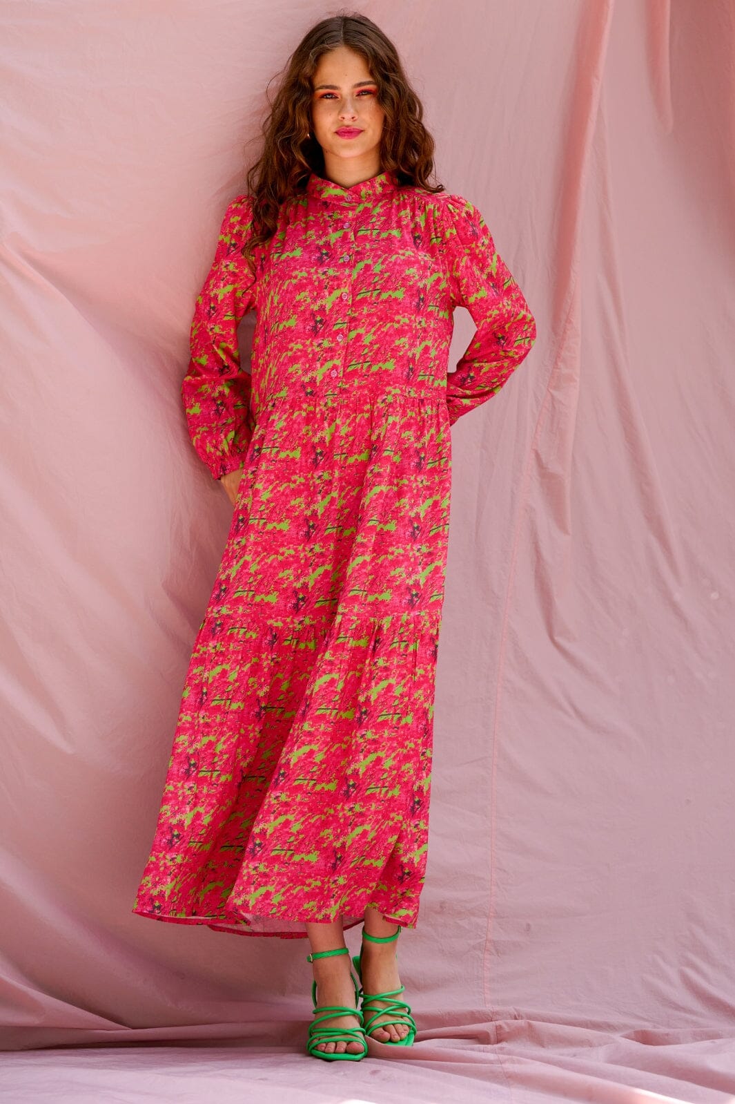 Forudbestilling - Noella - Moon Dress - Pink/green splash print (Februar) Kjoler 