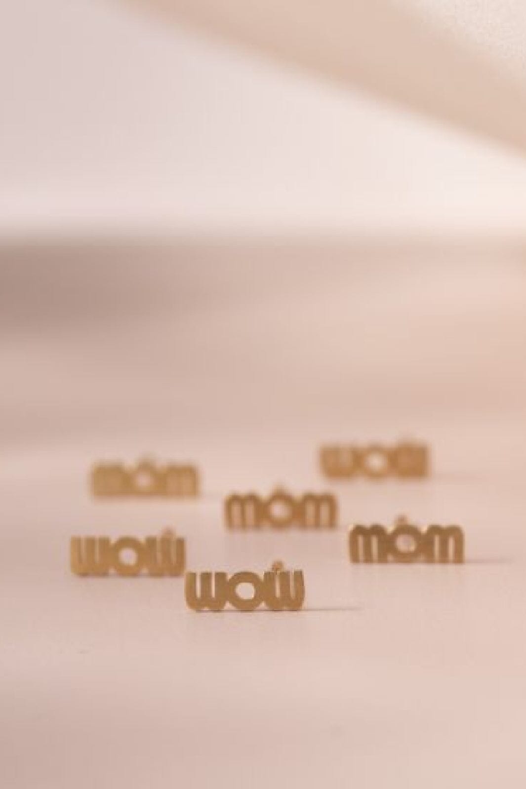 Forudbestilling - Stine A - Wow Mom Earring Gold - 1259-02-S Øreringe 