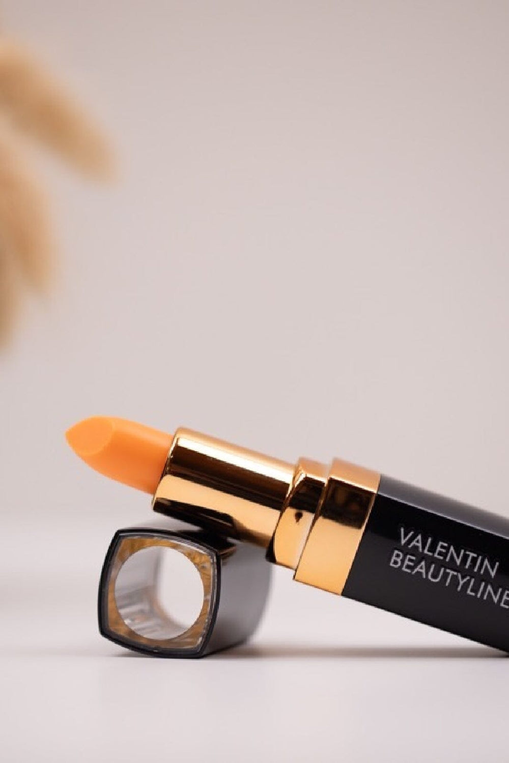 Forudbestilling - Valentin Beautyline - Magic Lipstick Læbestift 