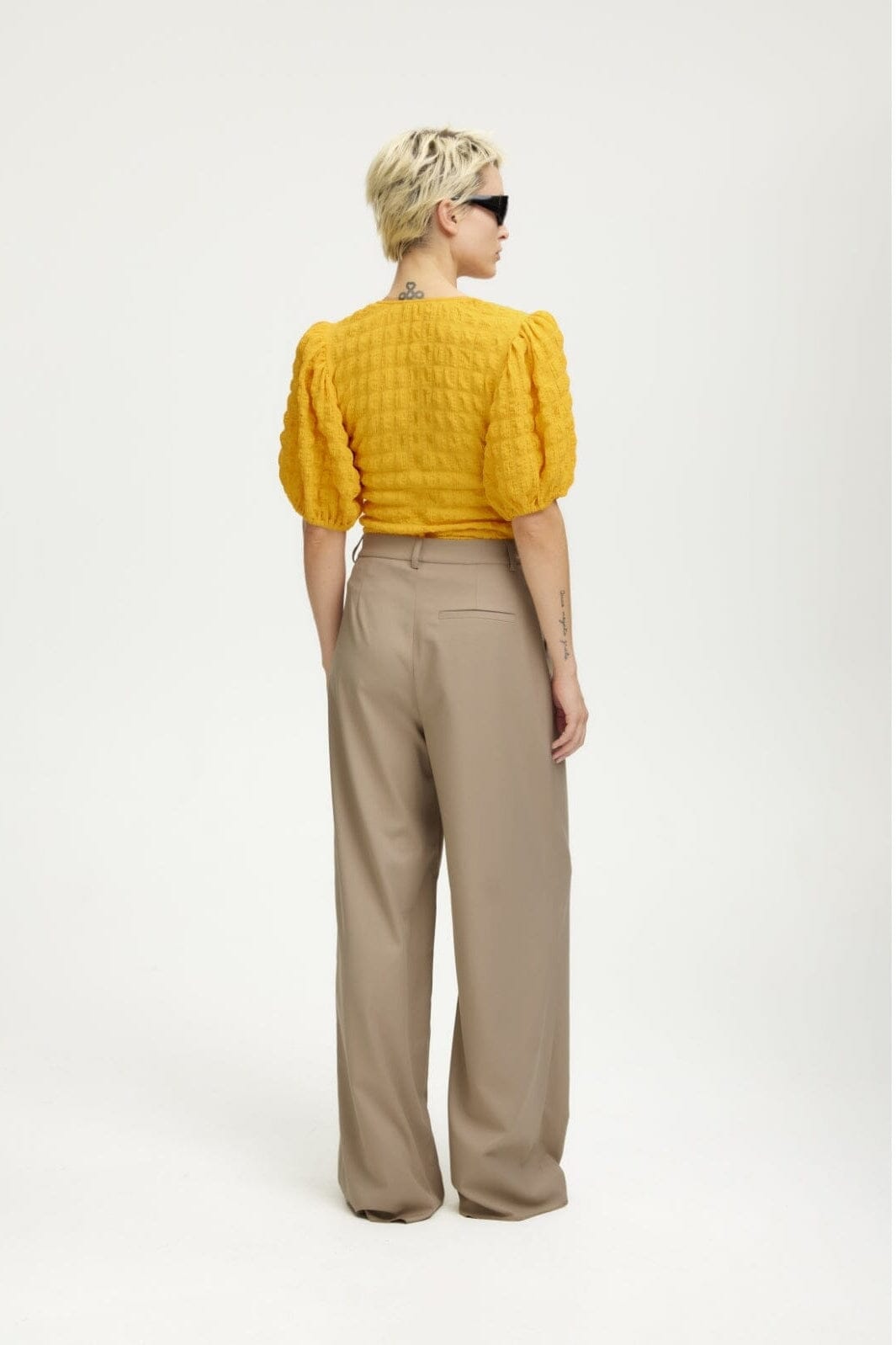 Gestuz - AllenyGZ ss blouse - Kumquat Bluser 