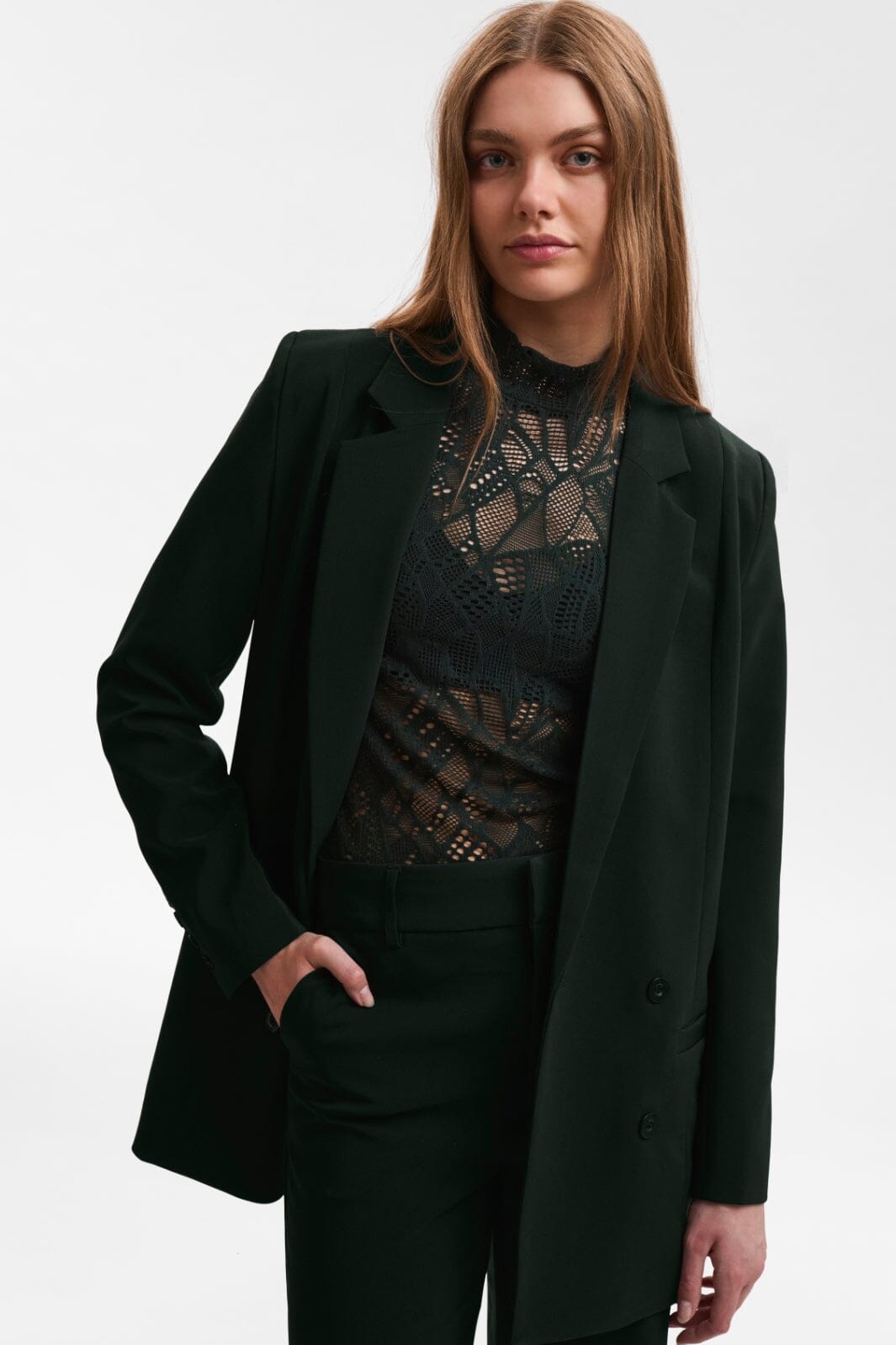 Gestuz - JoelleGZ blazer - Jet Set Blazere 