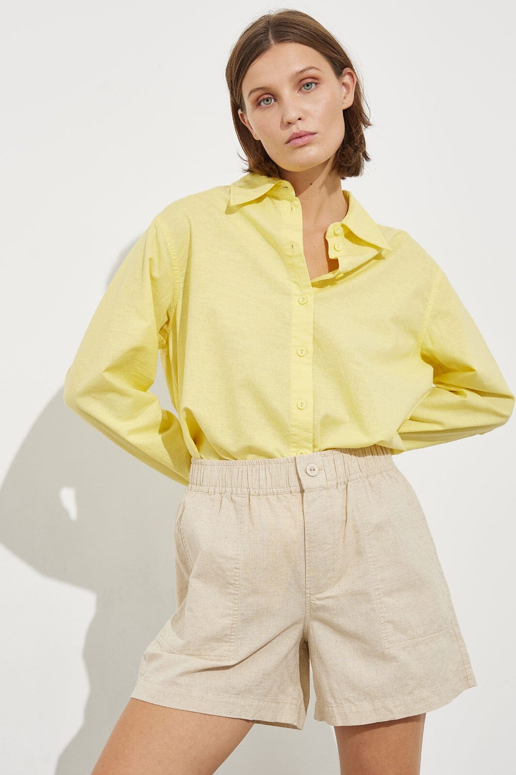 Global Funk - Caressa-G - Natural Linen Shorts 