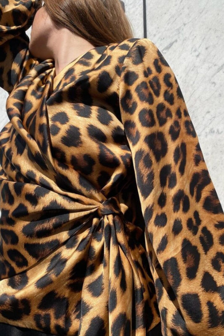 Karmamia - Ines Blouse - Leopard Bluser 