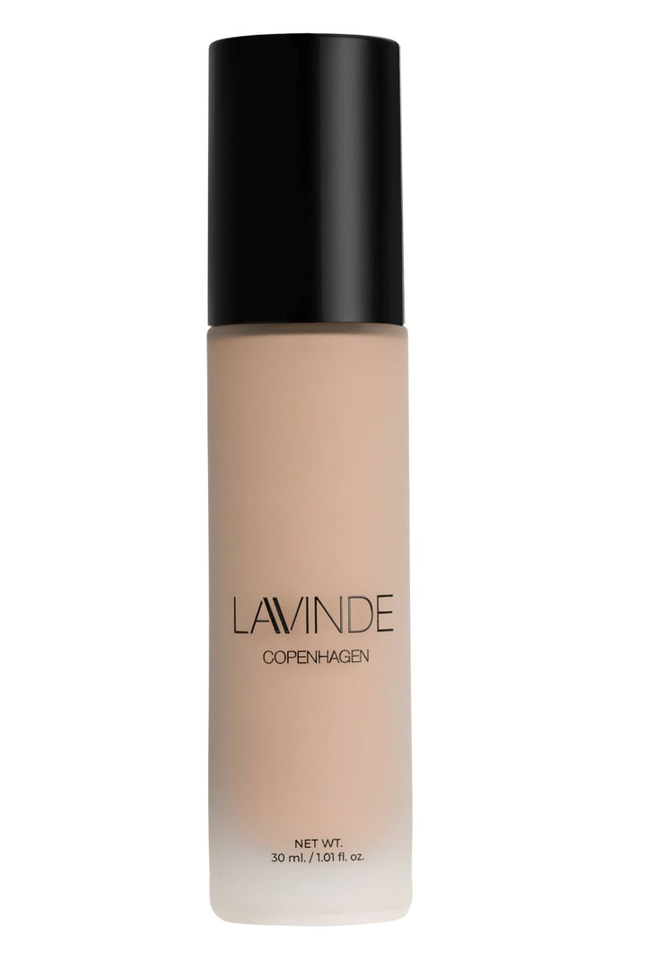 Lavinde Copenhagen - Natural Glow Liquid Foundation Sand 203 - 30 ml Makeup 