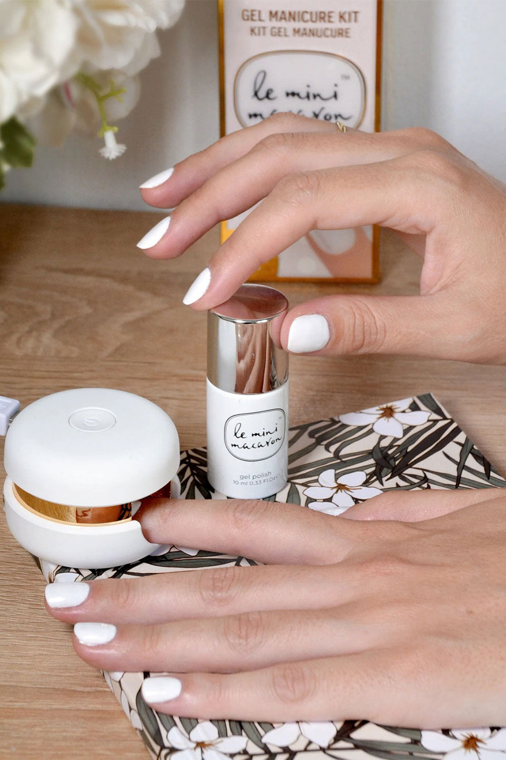 Le Mini Macaron - Gel Manicure Kit - Milkshake Neglelak 