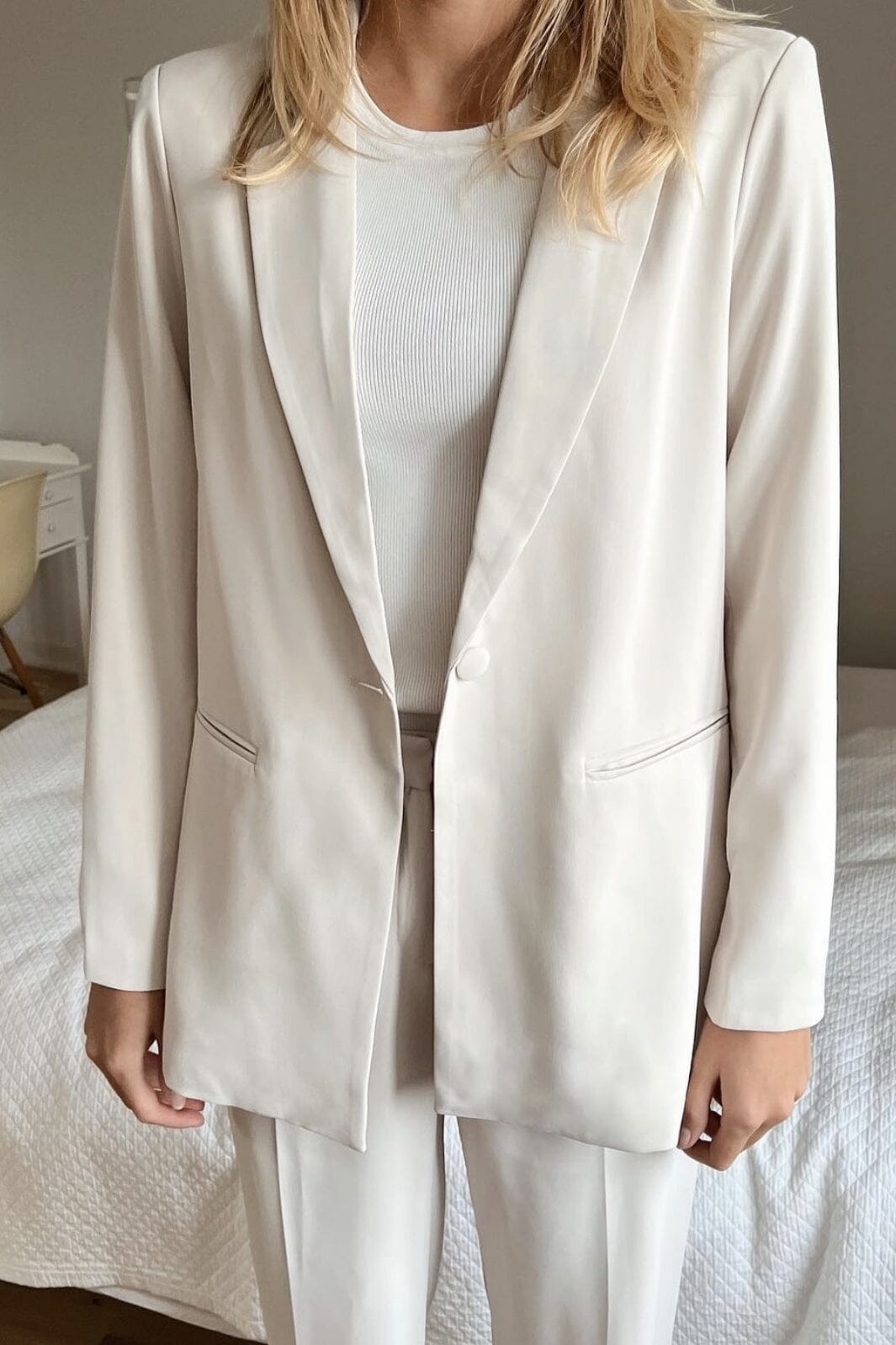 Neo Noir - Avery Woven Blazer - Ivory Blazere 