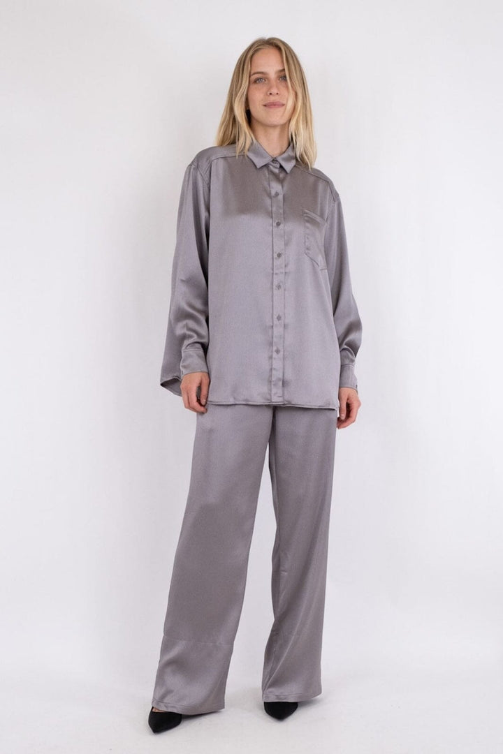 Neo Noir - Dalma Crepe Satin Shirt - Grey Skjorter 