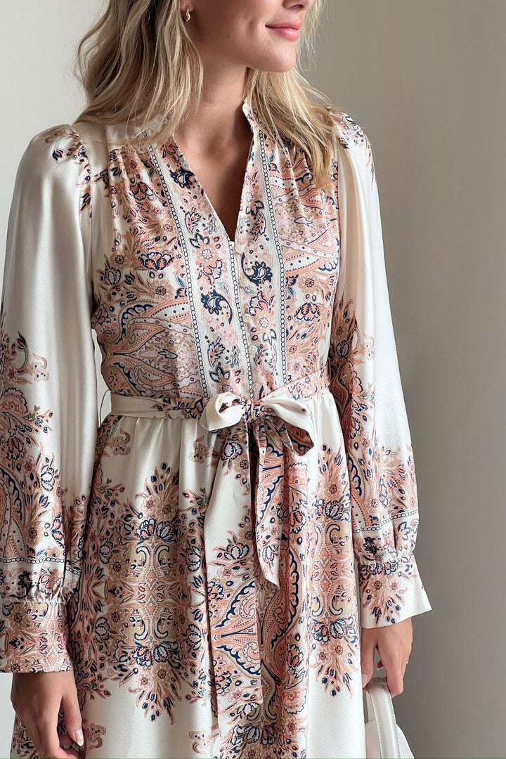 Neo Noir - Nova Paisley Border Dress - Creme Kjoler 