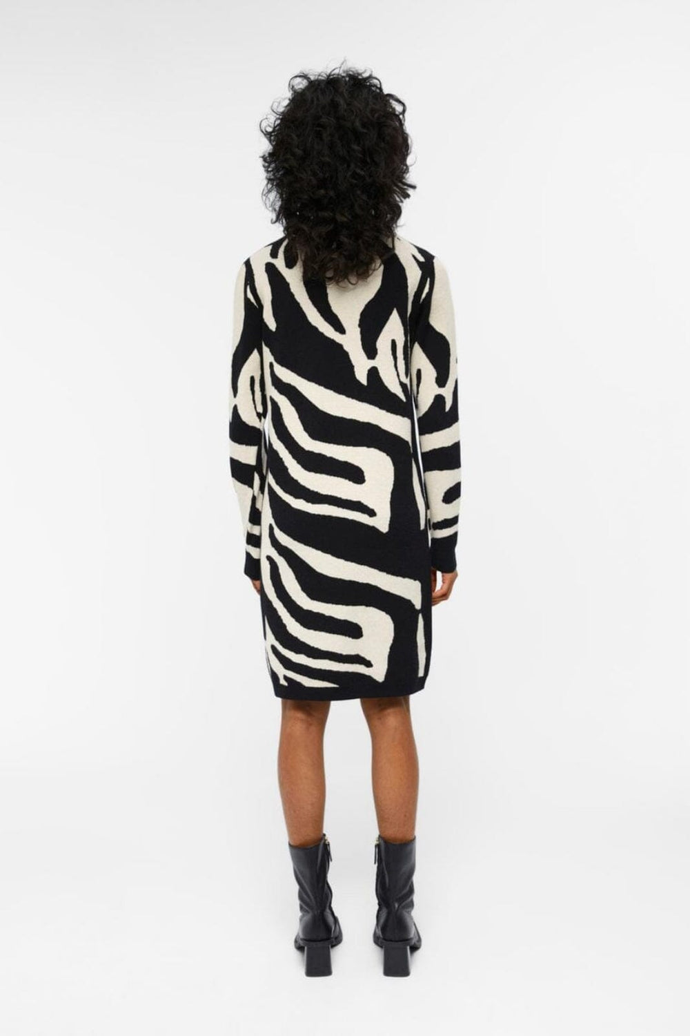 Object - Objray L/S Knit Dress - 4359632 Black Sandshell Big Animal Aop Col Kjoler 