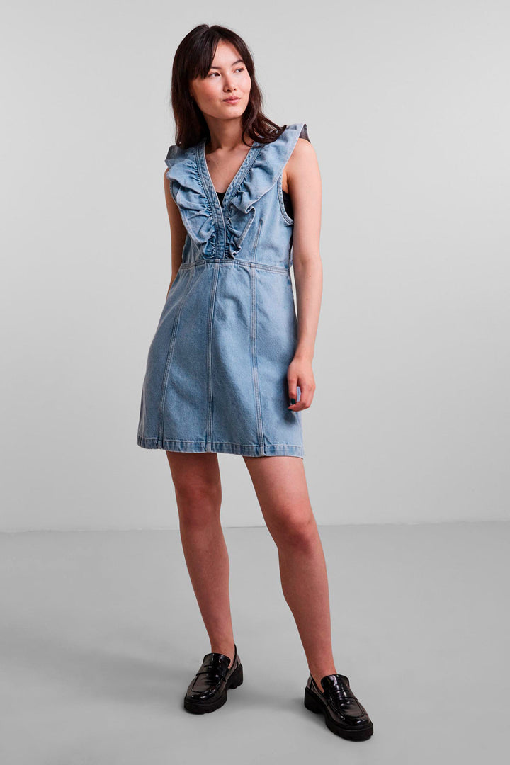 Pieces - Pcnamir Sl Ruffle Dress Lb Bc - Light Blue Denim Kjoler 