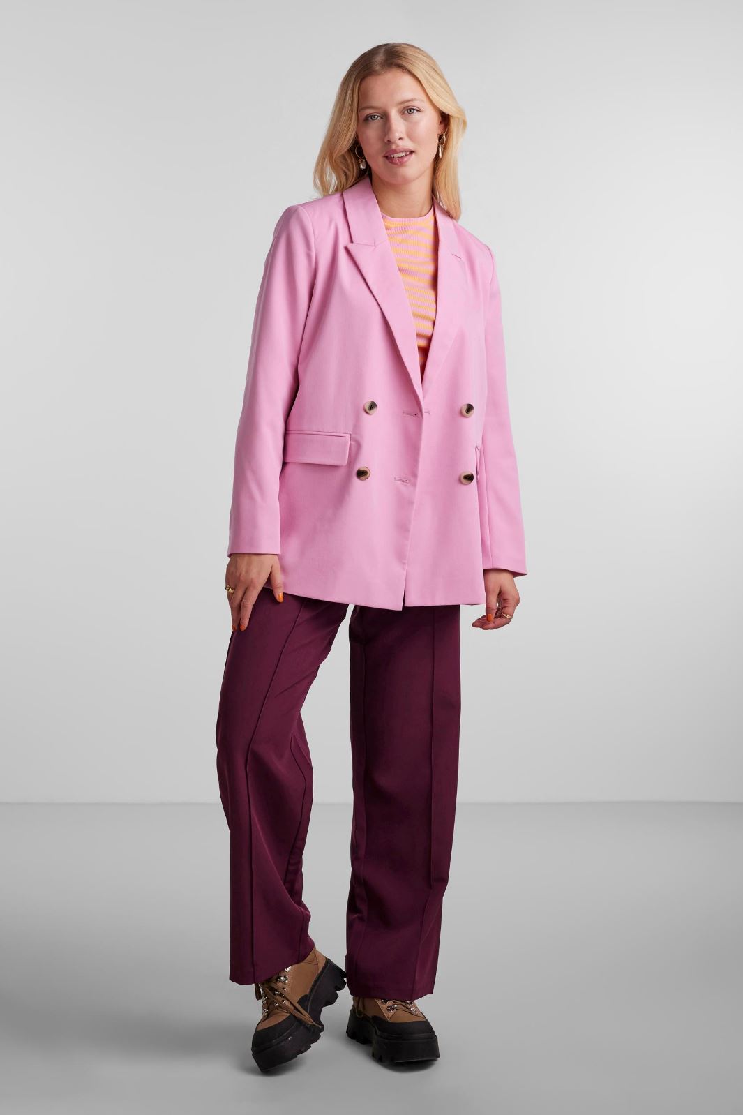 Pieces - PcThelma Ls Oversize Blazer - Begonia Pink Blazere 