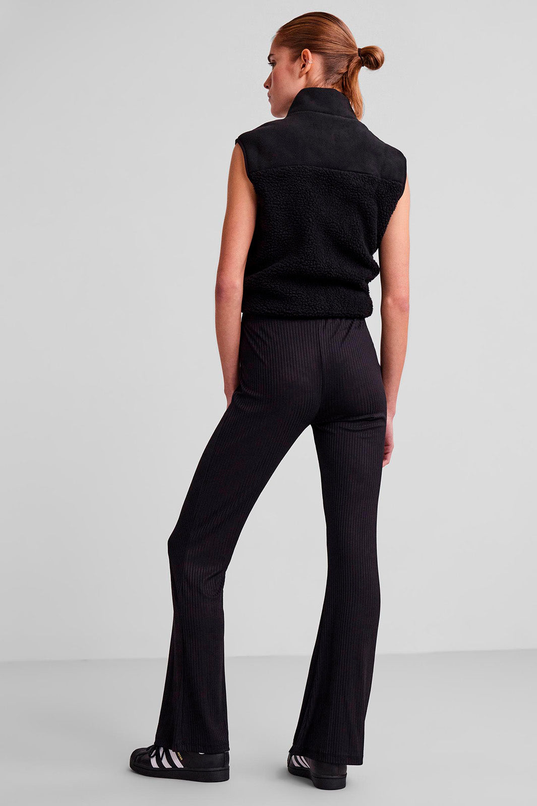 Pieces - Pctoppy Mw Flared Pant - Black 