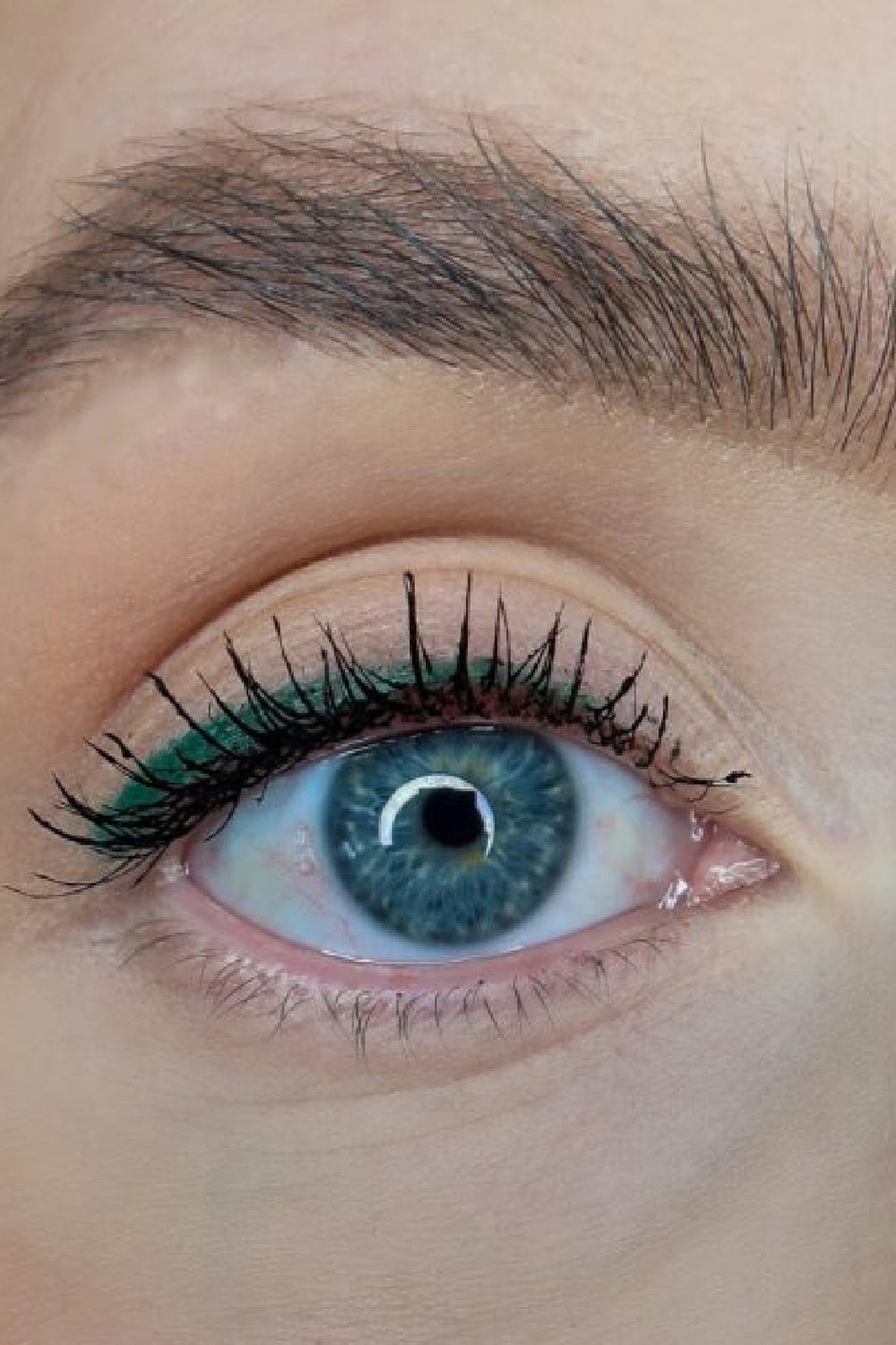 Sandstone - Eyeliner - Green Makeup 