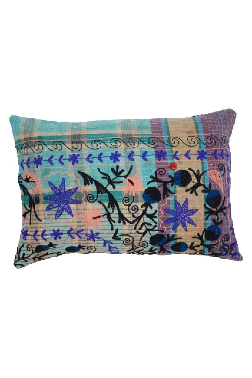Sissel Edelbo - Samsara Big Kantha Suzani Pillow (70 x 100) - No. 23 Interiør 