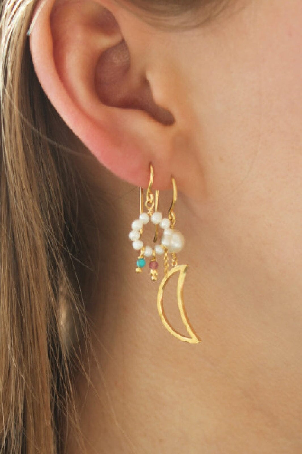 Stine A - Bella Moon Earring With Pearl Gold - 1282-02-S Øreringe 