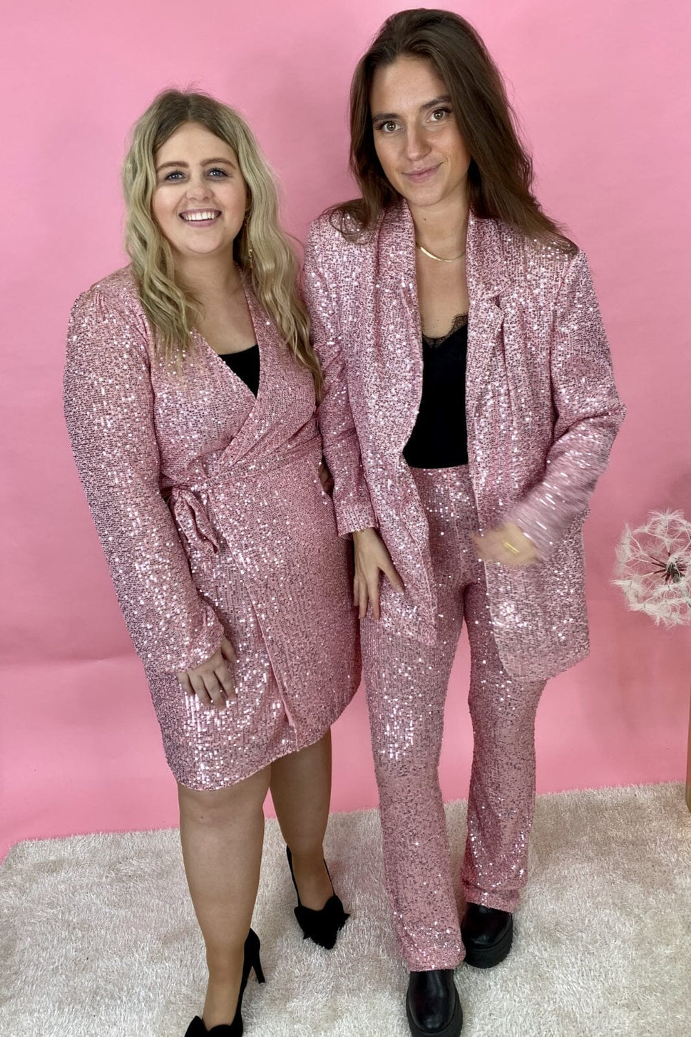 Valentin Studio - Glam Wrap Dress - Pink Kjoler 